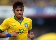 英雄联盟总决赛门票-唯一性篮球纪事，小贾伦带队取胜，快船强势晋级，新疆队的跨界启示