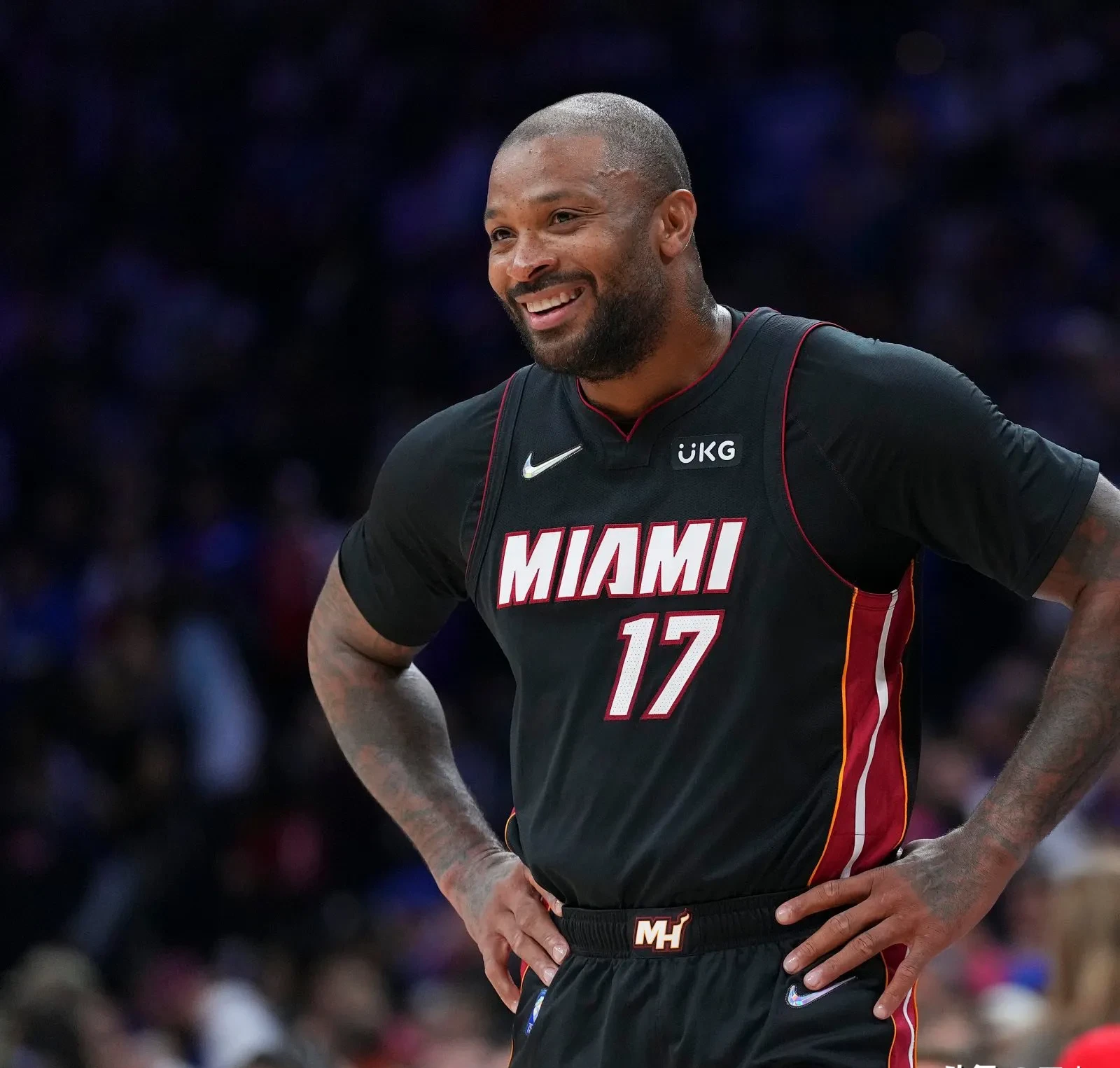 爵士客场力克猛龙继续保持不败的简单介绍