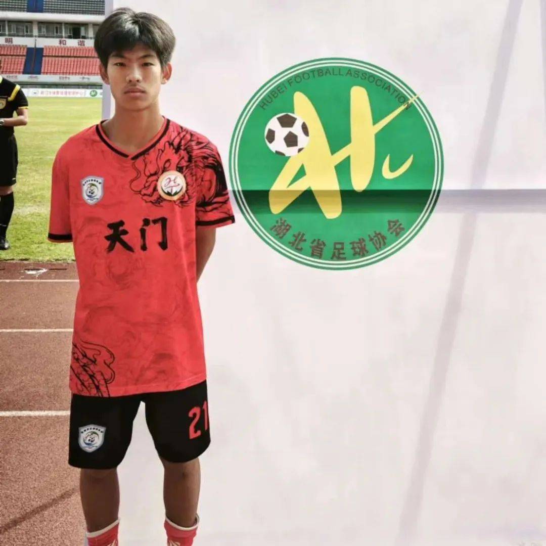 国内职业足球锦标战展现风采的简单介绍 国内职业足球锦标战展现风采的简单介绍