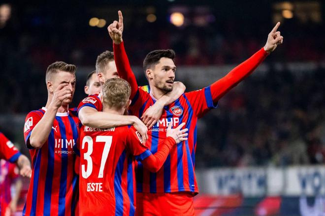 多特蒙德客场失利,遭遇挑战 多特蒙德客场失利,遭遇挑战