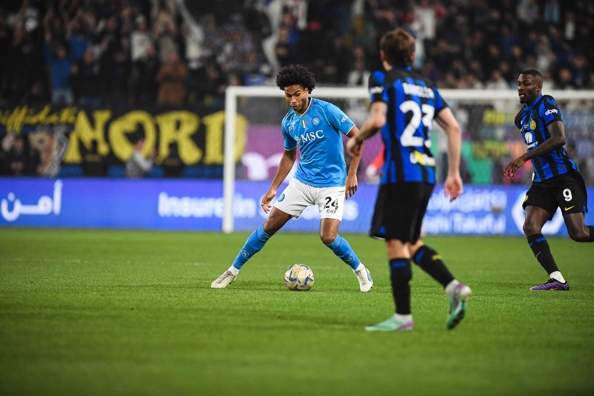 意大利足球赛场上的精彩瞬间 意大利足球赛场上的精彩瞬间