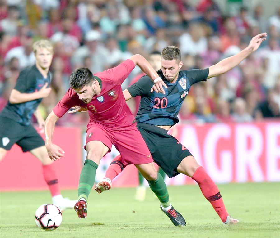 关于匈牙利队奋勇拼搏,晋级机会渐近的信息 关于匈牙利队奋勇拼搏,晋级机会渐近的信息