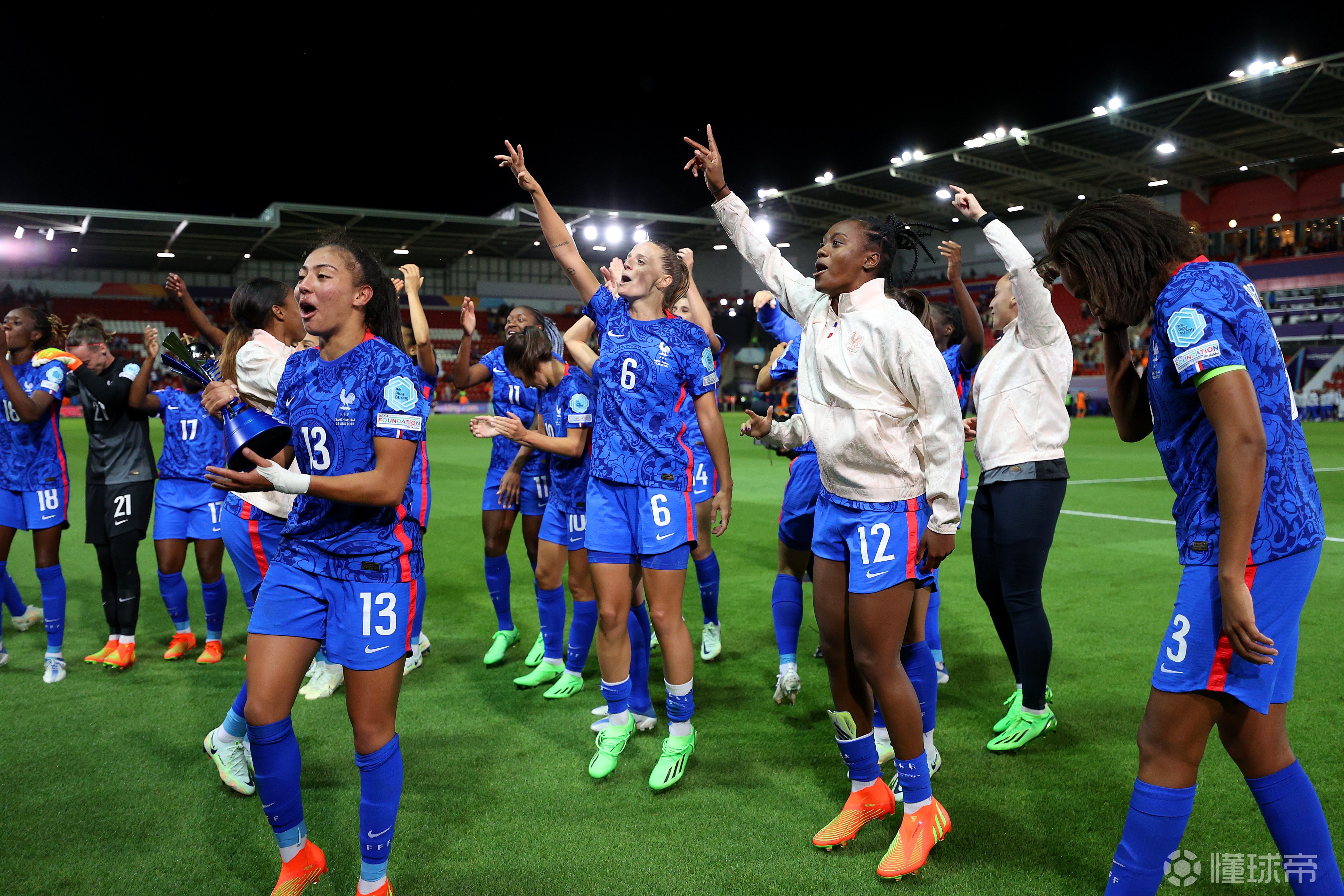 法国队险胜波兰队，奥恰洛夫状态火热的简单介绍