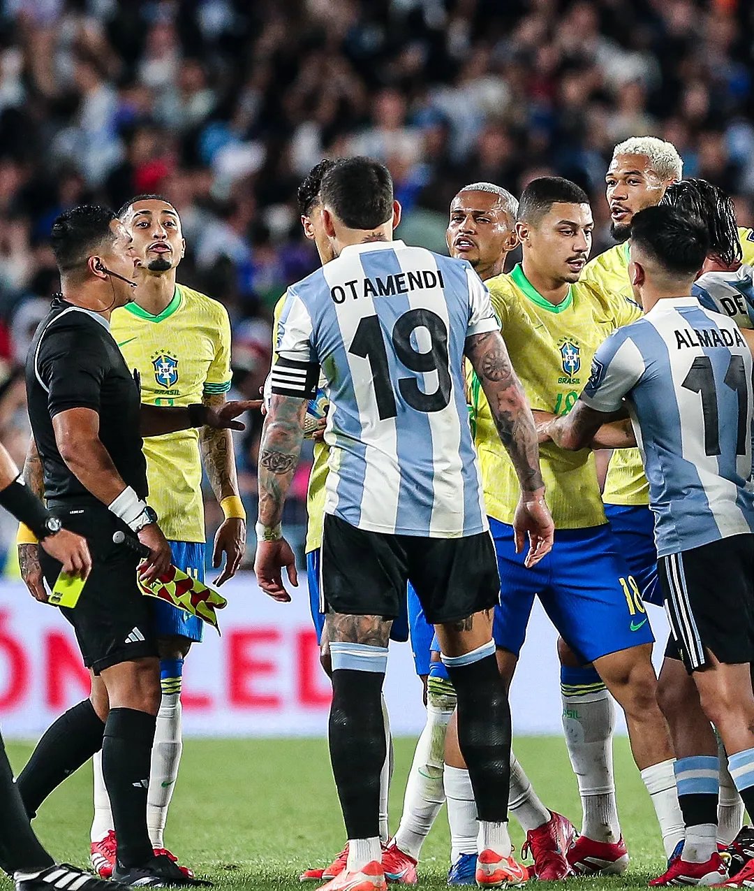 巴西女足战罢亚洲杯,实力雄厚荣耀归来 巴西女足战罢亚洲杯,实力雄厚荣耀归来