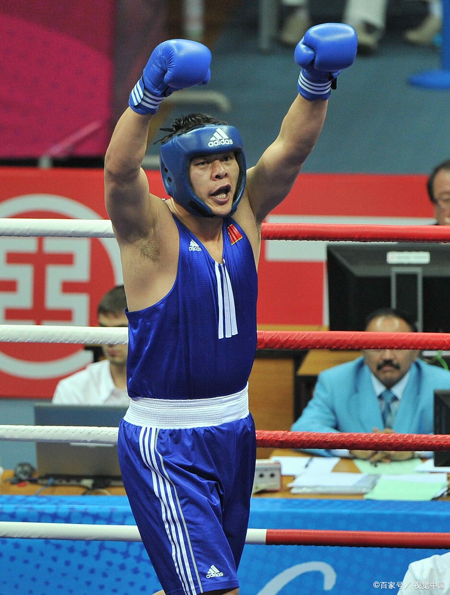 拳击赛场风起云涌选手拼实力 拳击赛场风起云涌选手拼实力