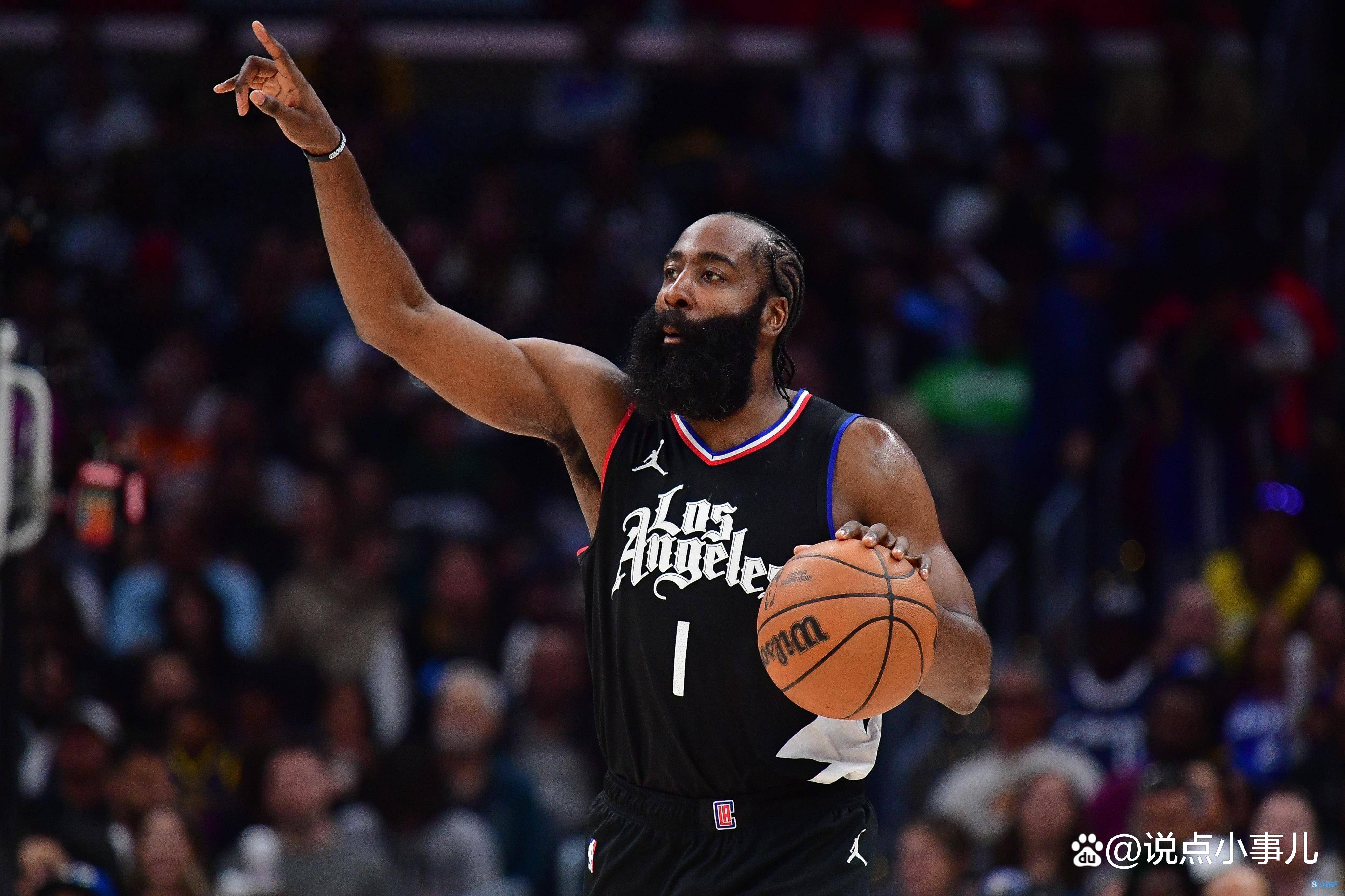 鹈鹕翻盘火箭，哈登统治全场