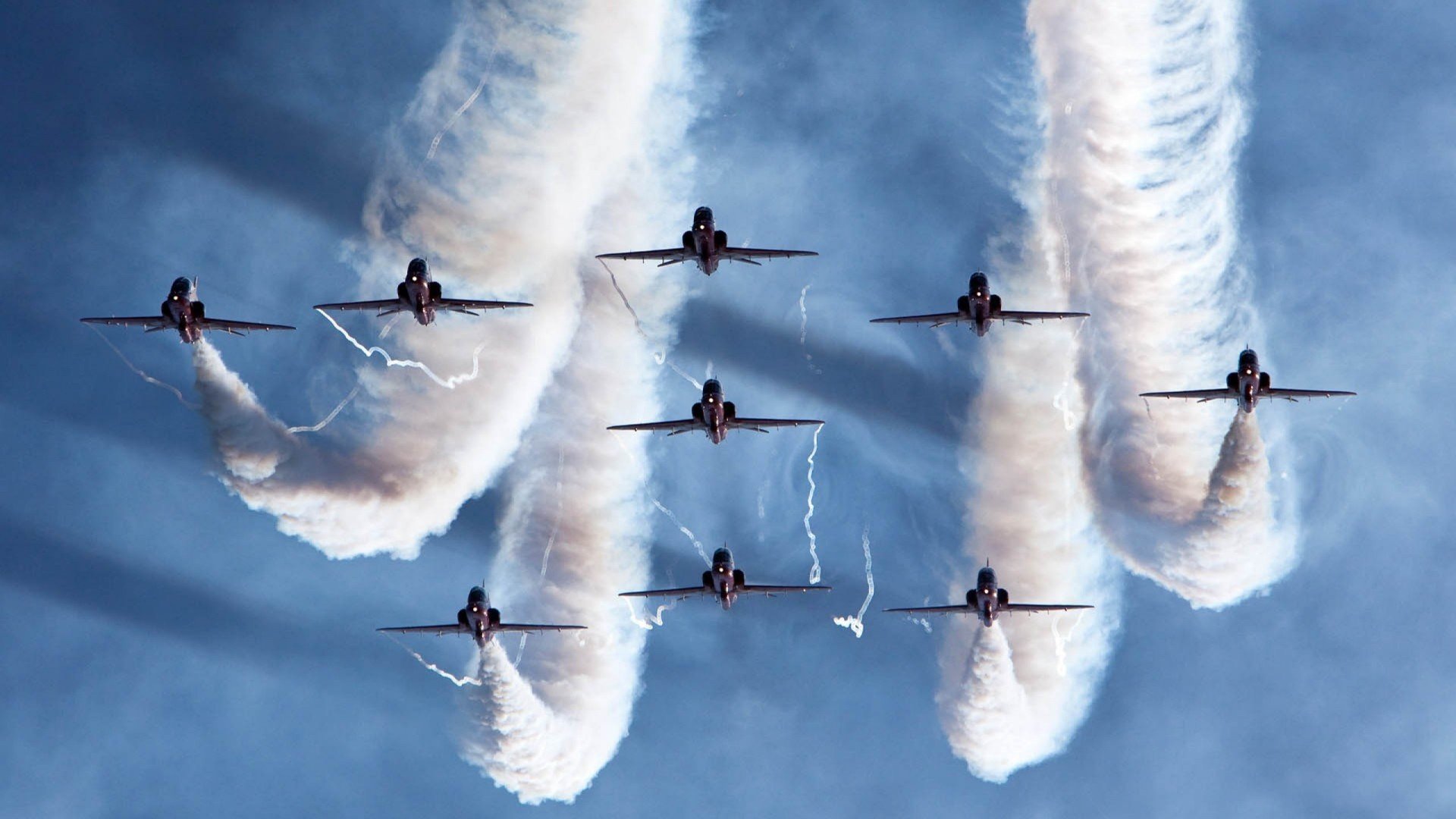 天空之镜的裂缝,当喀麦隆的利刃斩向黄色潜水艇,范戴克如何成为唯一的光