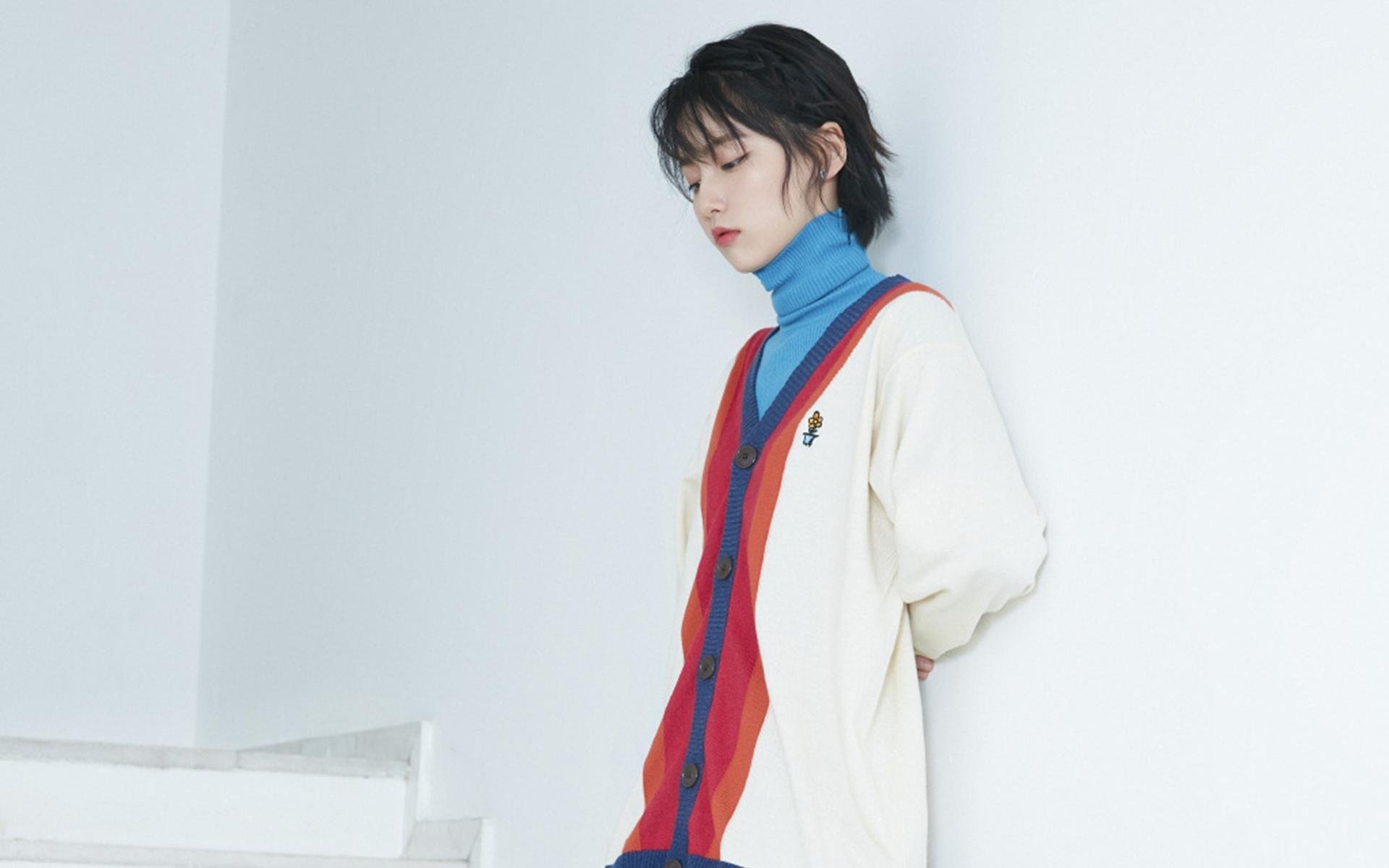 绿茵与硬木的共鸣，英超争冠焦点战如凯尔特人横扫独行侠般震撼