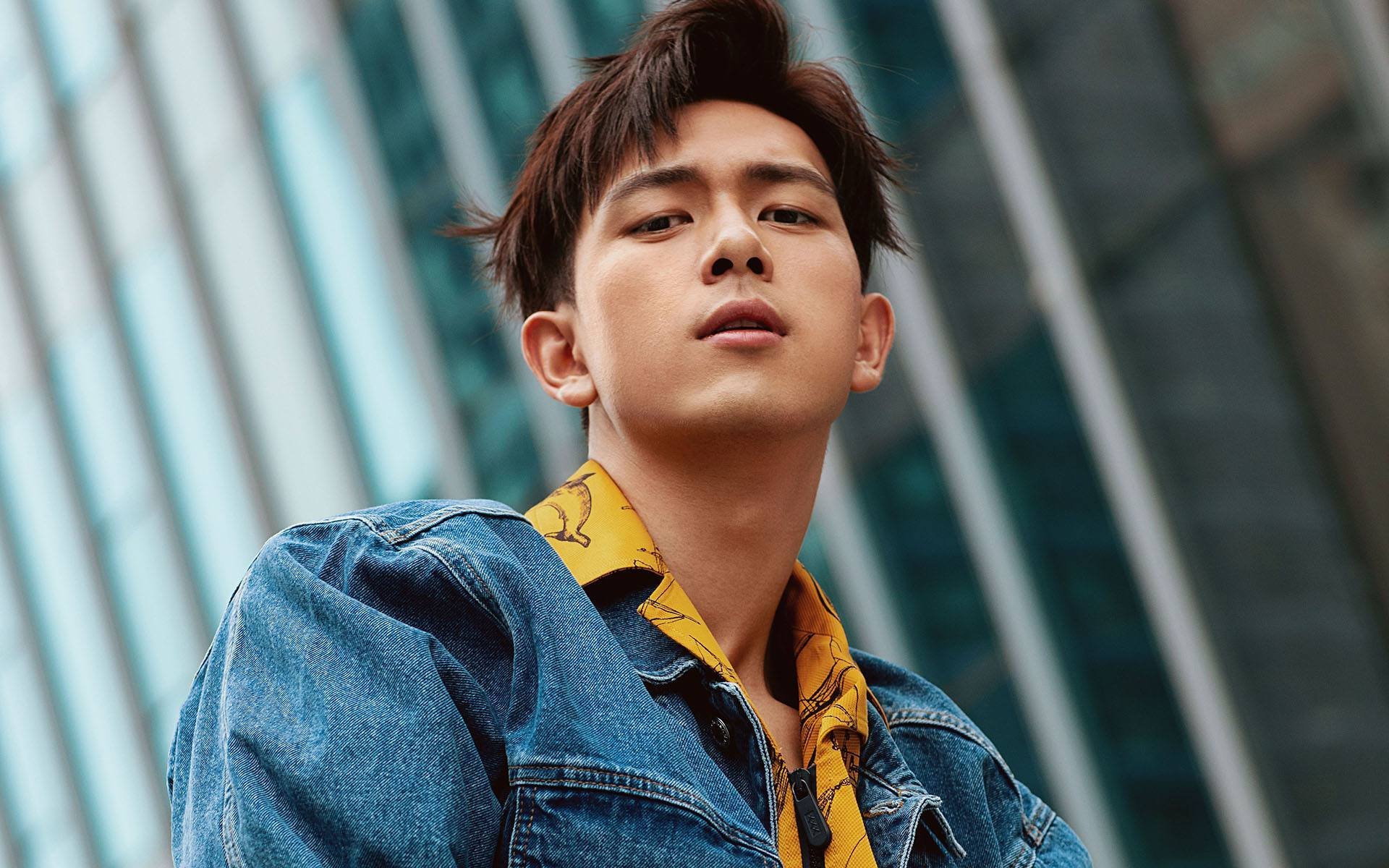 冷门与惊艳齐飞，当哥斯达黎加掀翻芬兰，克瓦拉茨赫利亚点亮绿茵